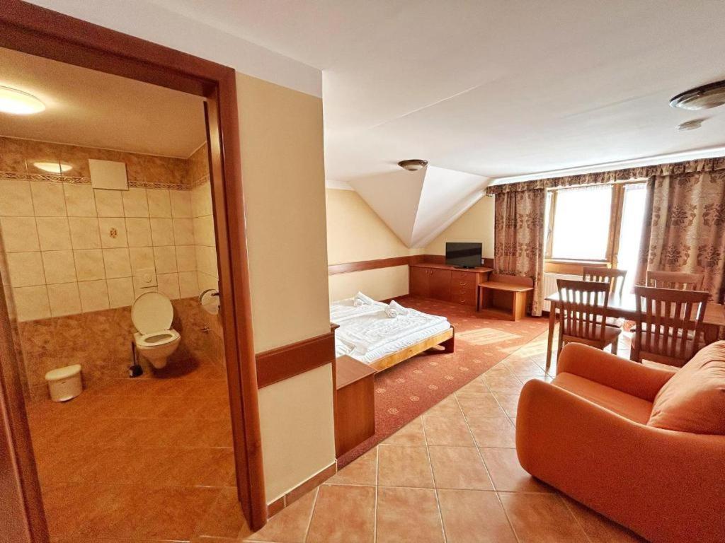 Fonix Wellness *** 1 A Epulet Bed & Breakfast Heviz Ngoại thất bức ảnh