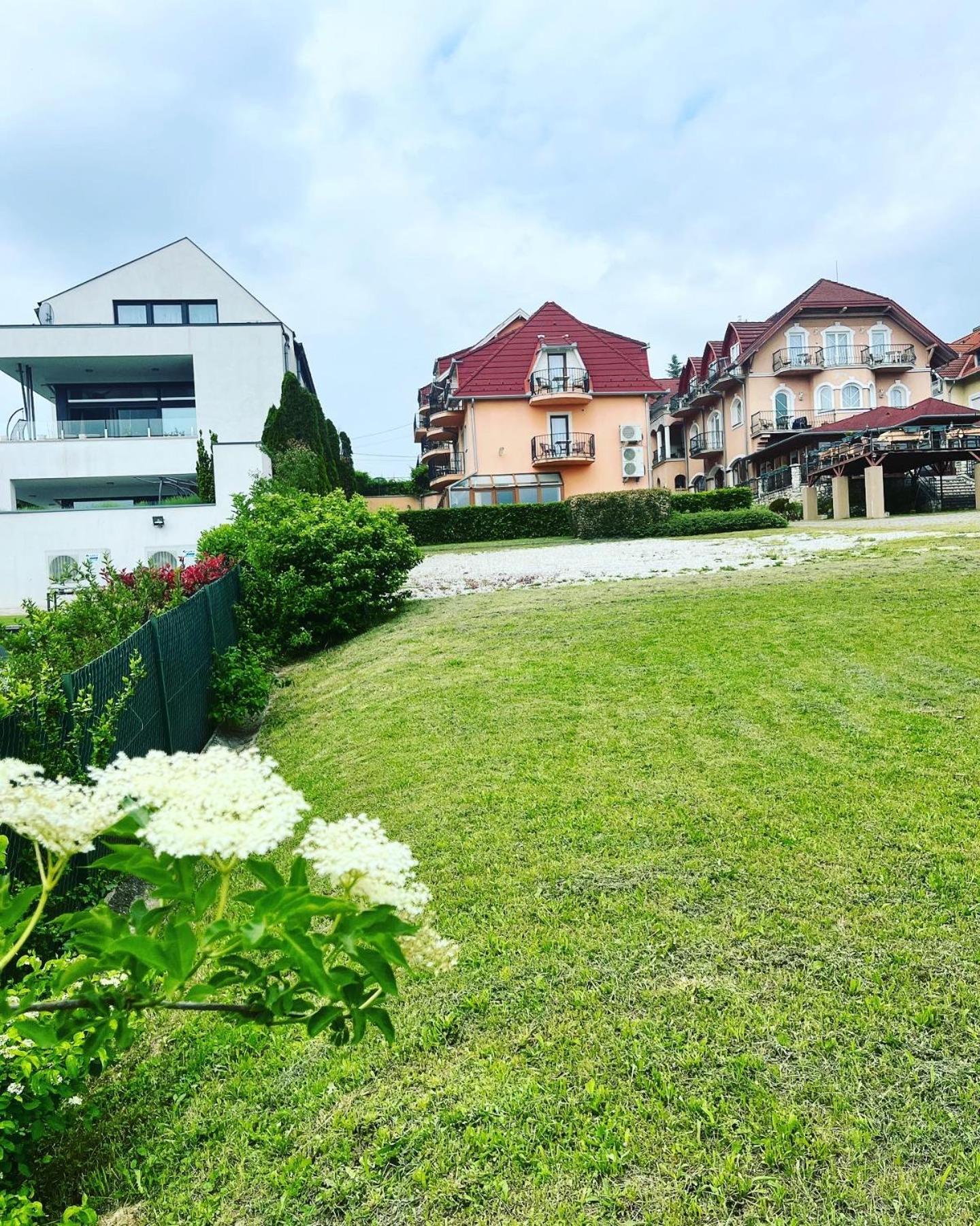 Fonix Wellness *** 1 A Epulet Bed & Breakfast Heviz Ngoại thất bức ảnh